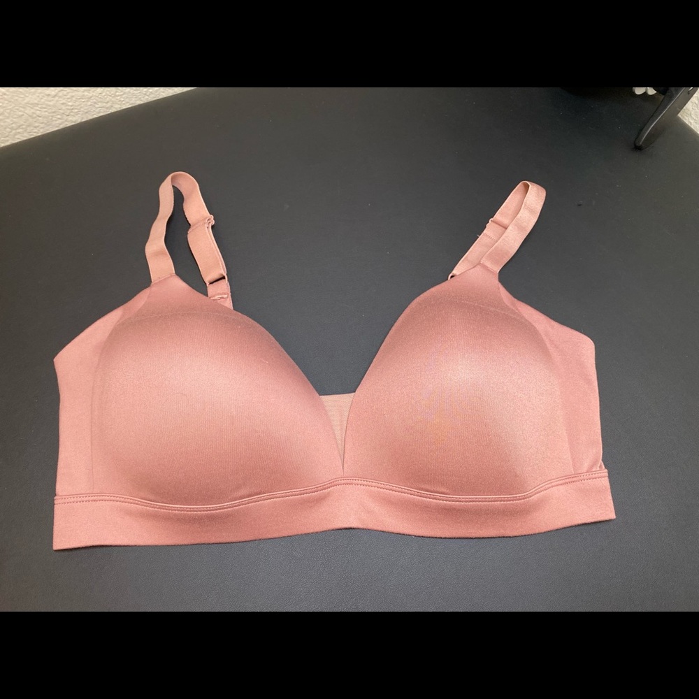 Auden pink bra Size 38D